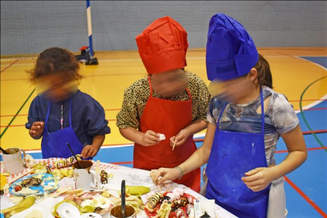 Más de un centenar de niños disfrutan de la cocina en la Party Chef Navideña 2022 - 2, Foto 2
