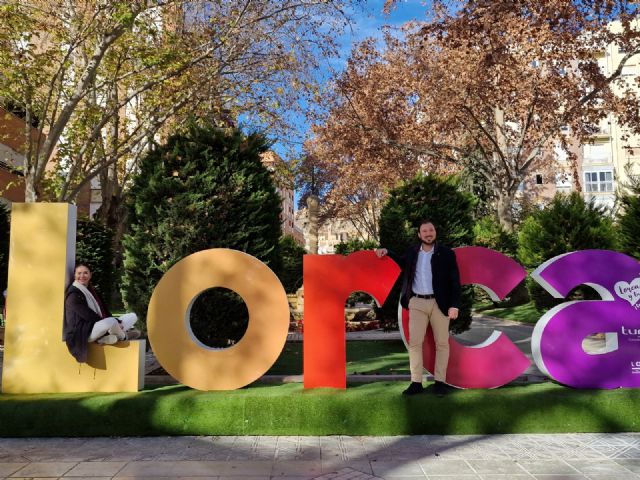 Lorca estrena sus primeras grandes letras corpóreas con el nombre del municipio como atractivo para la promoción turística - 1, Foto 1
