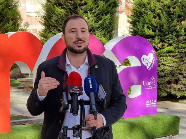 Lorca estrena sus primeras grandes letras corpóreas con el nombre del municipio como atractivo para la promoción turística - 2, Foto 2