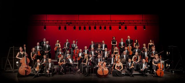El Batel da la bienvenida al año con valses y polcas interpretados por la Orquesta Sinfónica de la Región de Murcia - 1, Foto 1