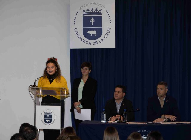 El Ayuntamiento de Caravaca entrega sus Premios Extraordinarios de Educación y las Becas de Movilidad Erasmus a 19 jóvenes del municipio - 3, Foto 3