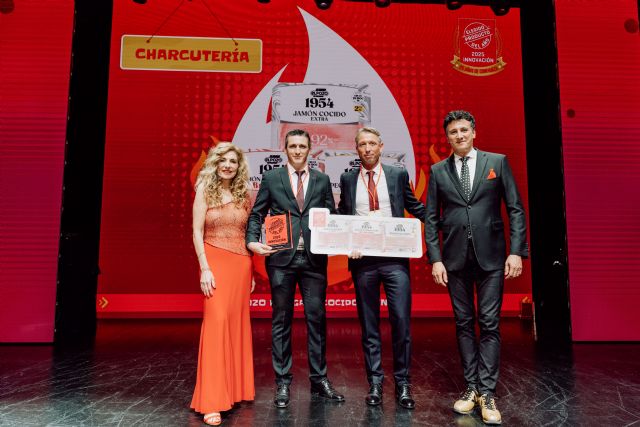 ElPozo 1954 triunfa en los Premios Producto del Ao 2025, Foto 1
