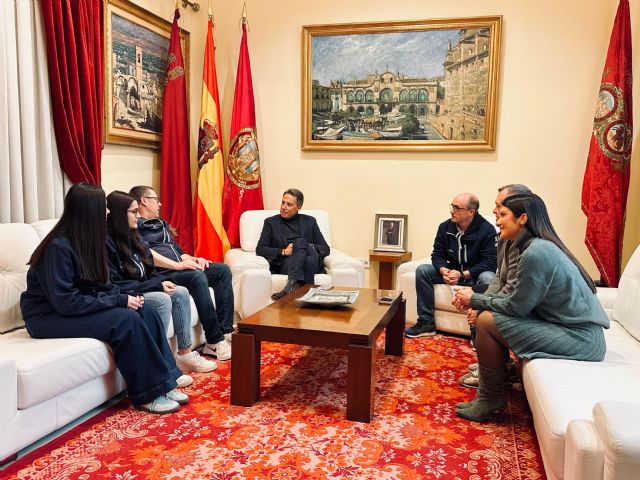 El alcalde de Lorca recibe a Irene Pi&ntilde;a y Silvia García tras proclamarse subcampeonas de Espa&ntilde;a de judo - 4, Foto 4
