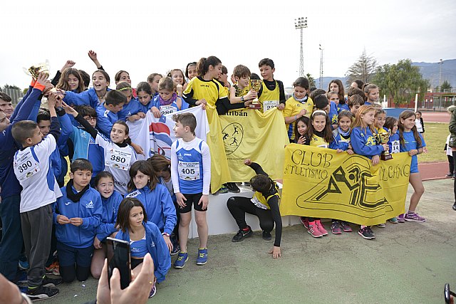 Brillante actuacin del Club Atletismo Alhama en la liga de clubes de menores, Foto 2