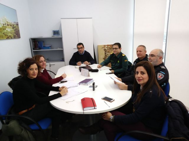 La Mesa Local y  la de Coordinación Policial en materia de violencia de género se reúnen para analizar la Violencia de Género del municipio - 1, Foto 1