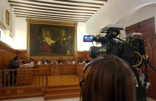 La Concejalía de Hacienda presenta en el Pleno el informe sobre el pago medio a proveedores, que descendió a 168 días en el cuarto trimestre de 2017 - 1, Foto 1