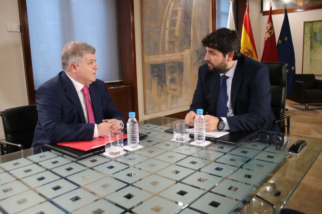 El alcalde de Calasparra se reúne con el presidente de la Comunidad Autónoma de la Región de Murcia - 2, Foto 2
