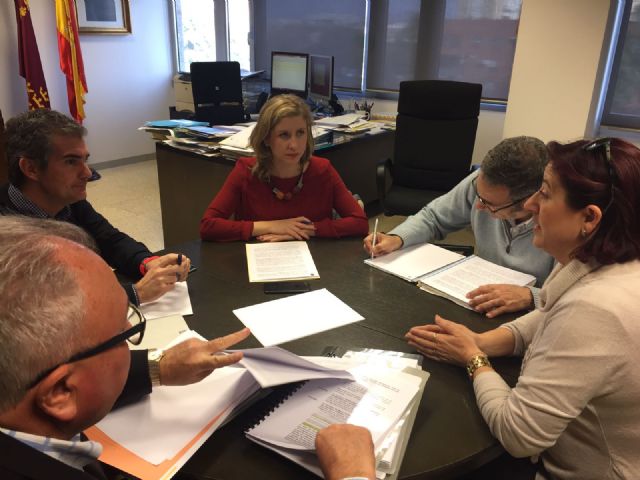 La Alcaldesa de Molina de Segura se reúne con el Director General del Agua para tratar los problemas de saneamiento del municipio - 1, Foto 1