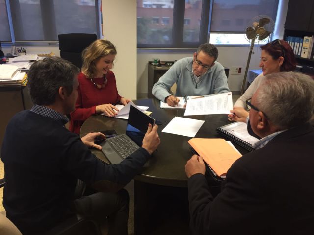 La Alcaldesa de Molina de Segura se reúne con el Director General del Agua para tratar los problemas de saneamiento del municipio - 2, Foto 2