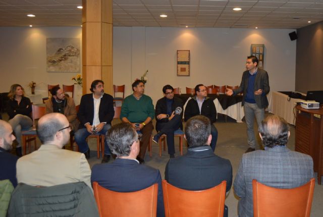 La relación entre el deporte y empresa centran los Desayunos de ASECOM de la mano de Kike Boned - 2, Foto 2