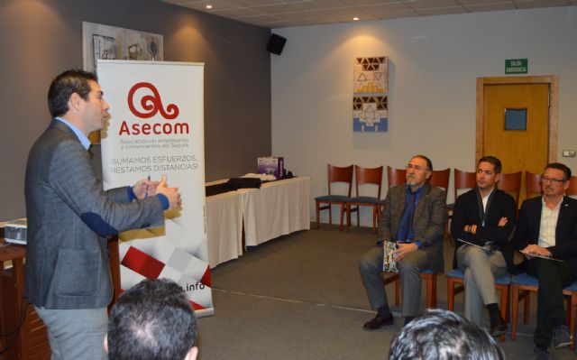 La relación entre el deporte y empresa centran los Desayunos de ASECOM de la mano de Kike Boned - 5, Foto 5