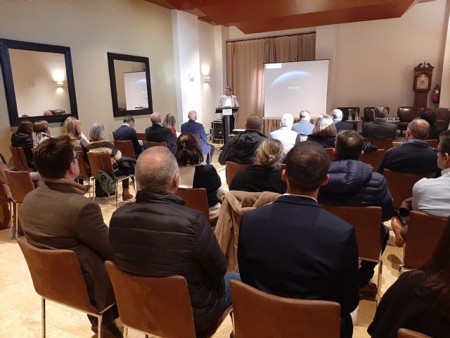 Los alumnos del curso de Porcinotecnia Sostenible y de Precisión de la Comunidad y la UMU comienzan las prácticas en empresas - 1, Foto 1