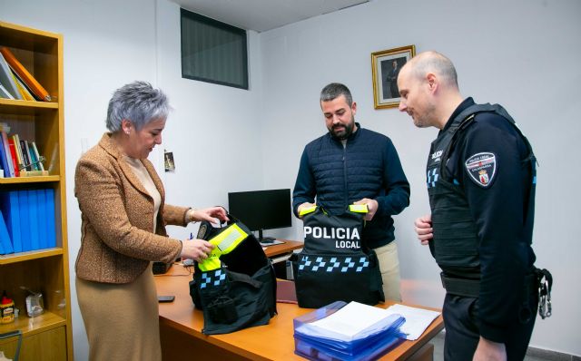 El Ayuntamiento de Calasparra dota a la Policía Local de nuevos chalecos antibalas - 1, Foto 1