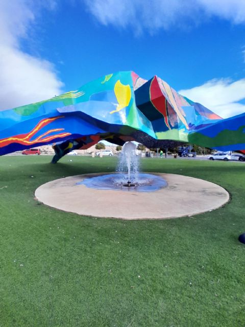 Murcia pone en funcionamiento la fuente ornamental 'Ninfa del Agua' en la rotonda de Frouida - 3, Foto 3