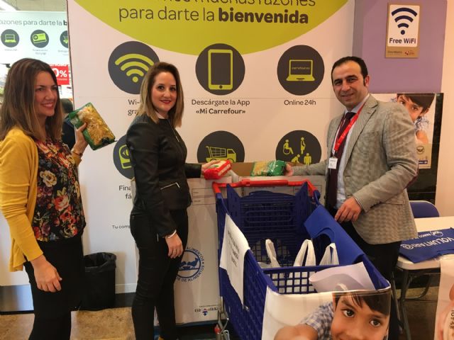 La concejala de Servicios Sociales, Estíbaliz Masegosa anima a participar en la campaña de recogida de alimentos promovida por Carrefour y Banco de Alimentos este fin de semana en San Javier - 1, Foto 1