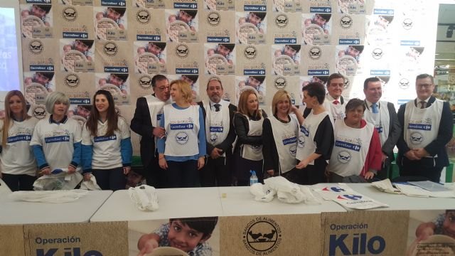 La Comunidad, los Bancos de Alimentos y Carrefour colaboran en la campaña de recogida de alimentos ´Operación Kilo´ - 2, Foto 2