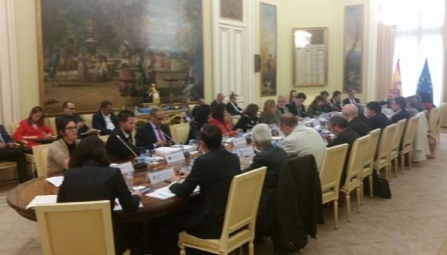 La Comunidad aporta las medidas pioneras del Plan de mejora de la Convivencia Escolar para que sirvan de modelo nacional - 1, Foto 1