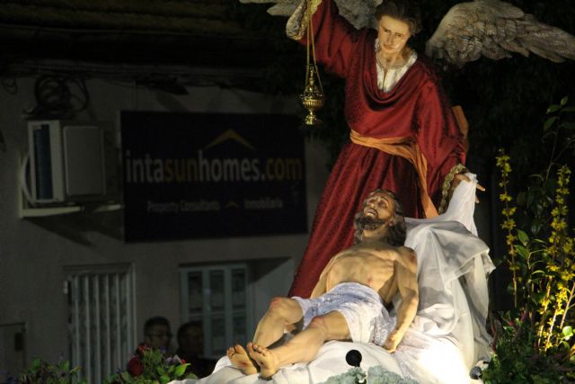 Pesar y aflicción en la solemne procesión del Santo Entierro - 5, Foto 5