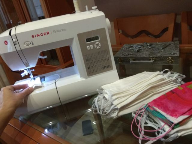 La Junta Vecinal de Perín organiza a colectivos locales para fabricar mascarillas - 3, Foto 3