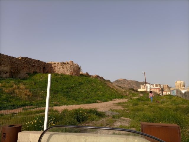 La Coordinadora del Molinete alerta de que el Ayuntamiento quiere ampliar la construcción aprobada en Morería a otras zonas del cerro - 1, Foto 1