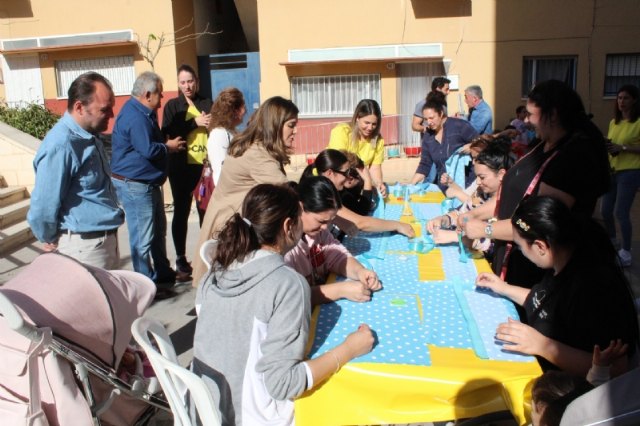 Más de 140 personas del colectivo gitano se benefician de forma transversal del programa “Haciendo Comunidad” - 1, Foto 1