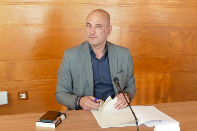 El Ayuntamiento de Murcia invierte más de 750.000 euros para sustituir el césped artificial de los campos de fútbol de Sangonera La Verde y Alquerías - 1, Foto 1