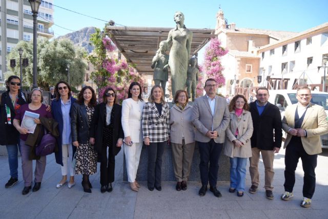 La primera catedrática de la Universidad de Murcia, Francisca Moya del Baño, forma parte del itinerario 'Murcia, región de mujeres' - 4, Foto 4