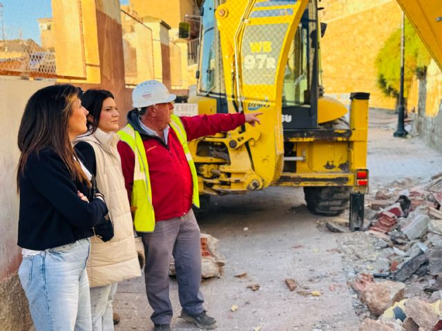 El Ayuntamiento continúa con sus actuaciones en los barrios altos tras el temporal con la demolición de cuatro nuevos inmuebles - 4, Foto 4