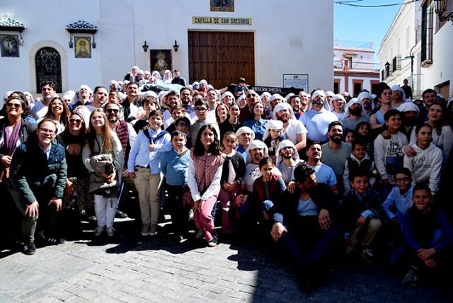 Sevilla. Ensayo conjunto de los costaleros soleanos, la Hermandad de la Soledad se prepara para la Semana Santa ilipense - 1, Foto 1