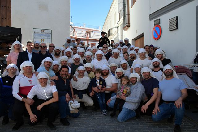 Sevilla. Ensayo conjunto de los costaleros soleanos, la Hermandad de la Soledad se prepara para la Semana Santa ilipense - 4, Foto 4