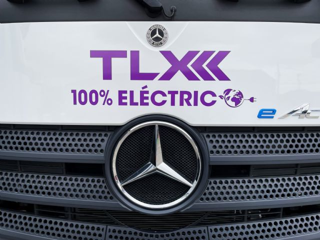 TLX Refuerza su Flota con el eActros 100% Eléctrico de la Mano de Comercial Dimóvil - 3, Foto 3