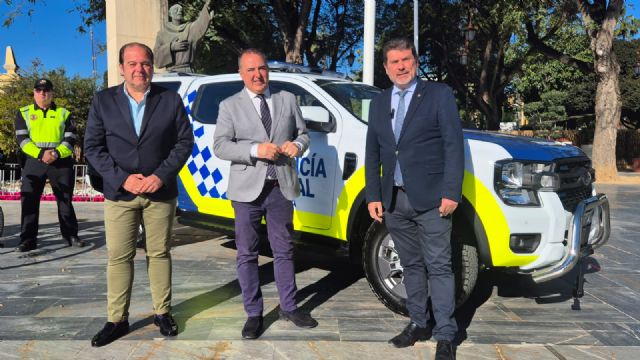 El Ayuntamiento de Murcia incorpora un nuevo vehículo híbrido enchufable para reforzar la Patrulla Ecológica de la Policía Local - 2, Foto 2