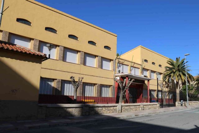 El PP critica que el gobierno socialista y Ciudadanos no opten por la readmisión de los conserjes - 1, Foto 1