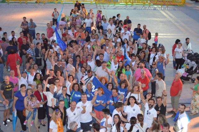 Caluroso recibimiento a Miguel Madrid a su llegada a San Javier tras coronar el techo del mundo en el Everest - 4, Foto 4