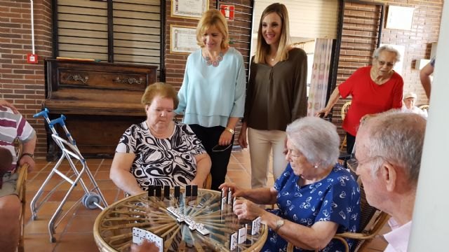La Comunidad incrementa un 11 por ciento las plazas para la atención de personas mayores - 1, Foto 1