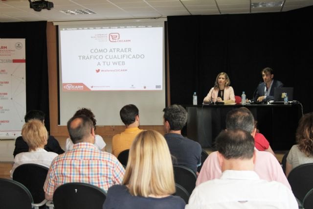 La Comunidad ofrece seis cursos gratuitos para incrementar las visitas a tiendas ´on line´ y a páginas web de servicios - 1, Foto 1