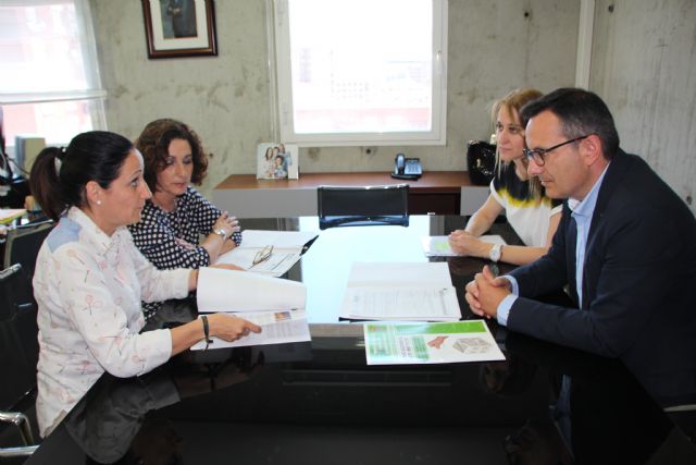 Reunin con la Directora General de Centros, Foto 1