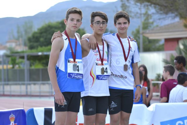36 medallas para el Club Atletismo Alhama en la final regional benjamn, alevn e infantil, Foto 1