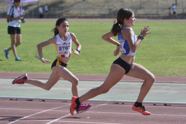 36 medallas para el Club Atletismo Alhama en la final regional benjamn, alevn e infantil, Foto 4