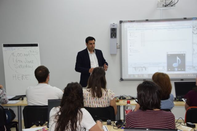 La Comunidad lanza 194 cursos en junio con ms de 2.000 plazas para desempleados y ocupados, Foto 1