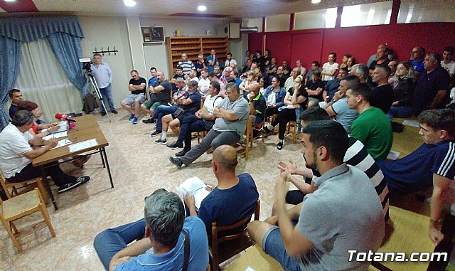 Sebastián Periago, nuevo presidente del Club Olímpico de Totana, Foto 2