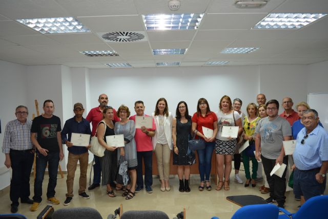 Concluyen los cursos de informática impartidos por la técnica adscrita al Programa de Empleo Público Local de Garantía Juvenil - 1, Foto 1