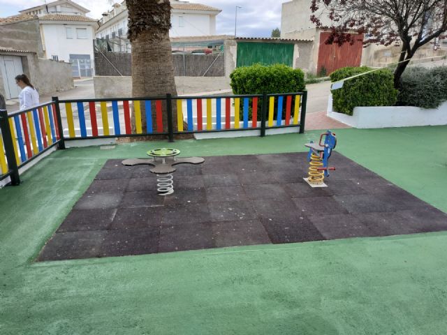 Finalizados los trabajos de mejora y mantenimiento que han permitido la renovación integral del parque infantil de la pedanía de La Parroquia - 3, Foto 3