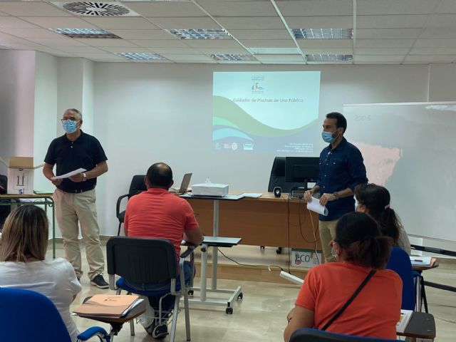 Finaliza el curso Mantenimiento de Zonas Ajardinadas: Piscinas y Estanques - 1, Foto 1