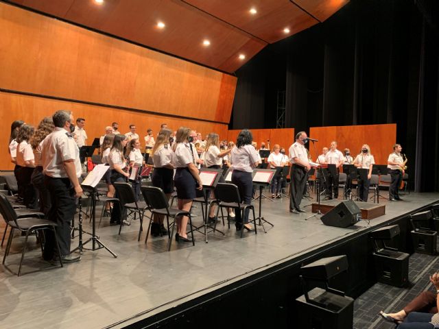 El Auditorio de Águilas acogió ayer un Concierto Extraordinario de la Banda Sinfónica del Patronato Musical Aguileño - 3, Foto 3