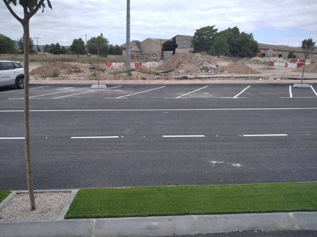 IU VERDES valora como mediocre o mediocre-mala la ejecución de la obra en la Avda de la Asunción - 2, Foto 2