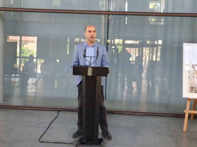 Pedro Cano, autor del cartel anunciador del 53 Festival Internacional de Teatro de Molina de Segura 2022 - 2, Foto 2