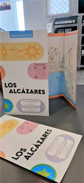 Los Alcázares publica su primer folleto en Braille para informar sobre el municipio a personas con discapacidad visual - 1, Foto 1