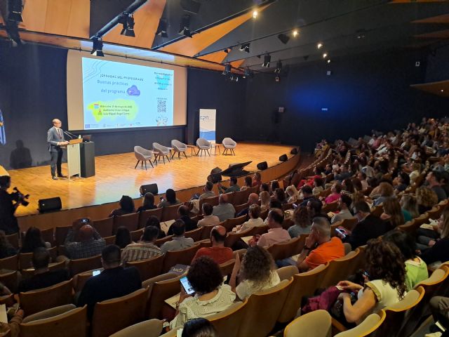 Cerca de 22.000 docentes se forman en competencias digitales - 1, Foto 1