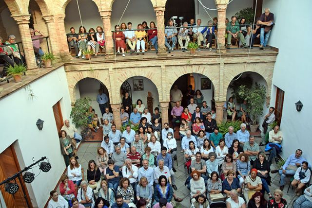 El grupo teatral “La Fablilla” de Coria del Río (Sevilla), presento la obra (Motamid último Rey de Sevilla) en la Fundación Blas Infantes hispalense - 1, Foto 1